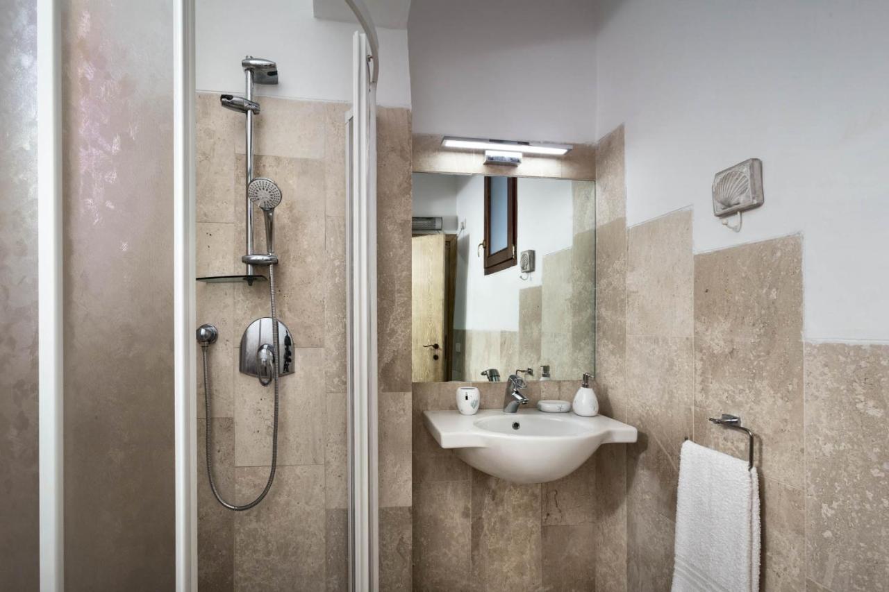 Iconic Luxury Suites Abbiadori Экстерьер фото